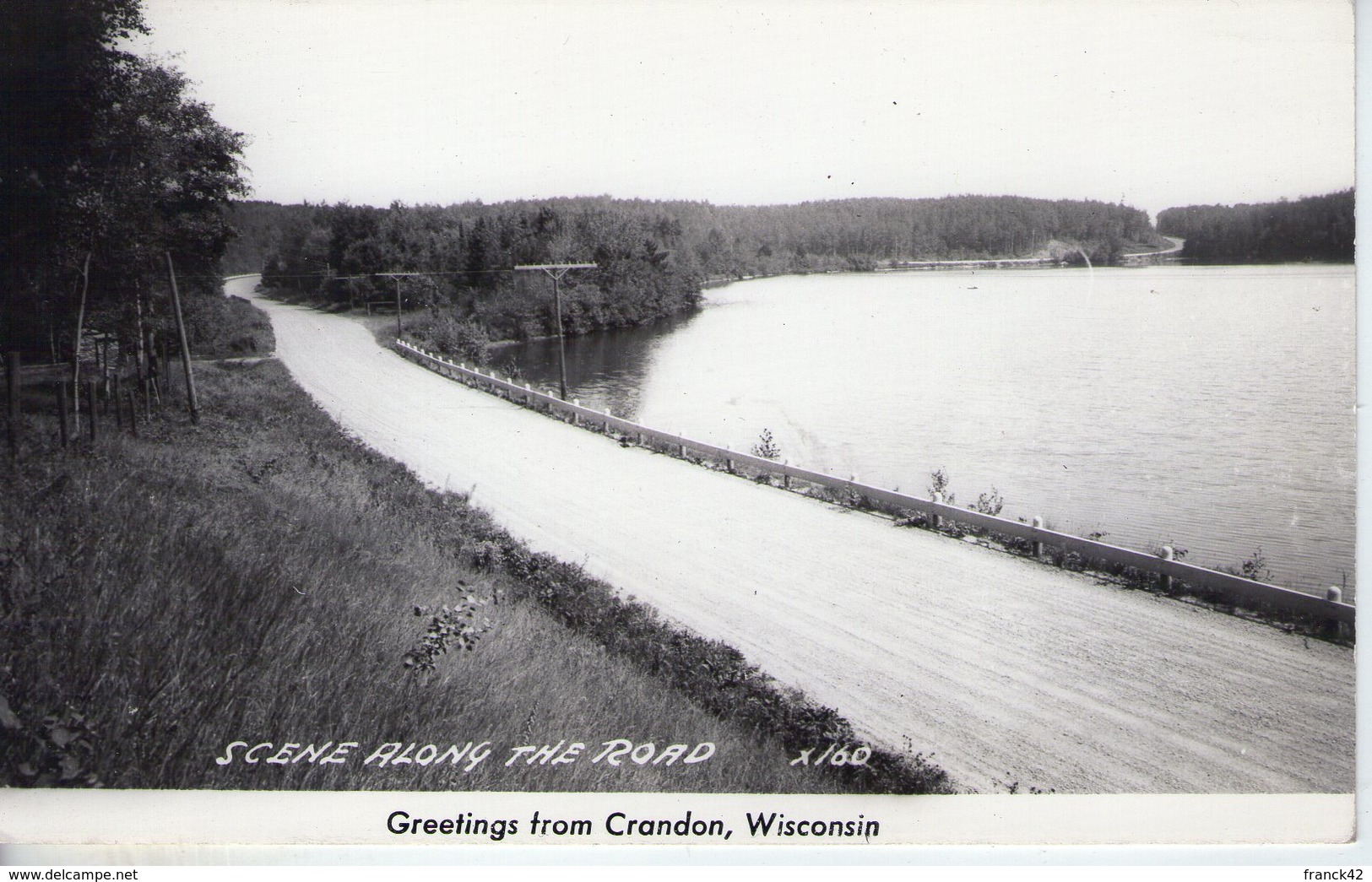 Etats Unis. Greetings From Crandon. Scene Along The Road - Autres & Non Classés