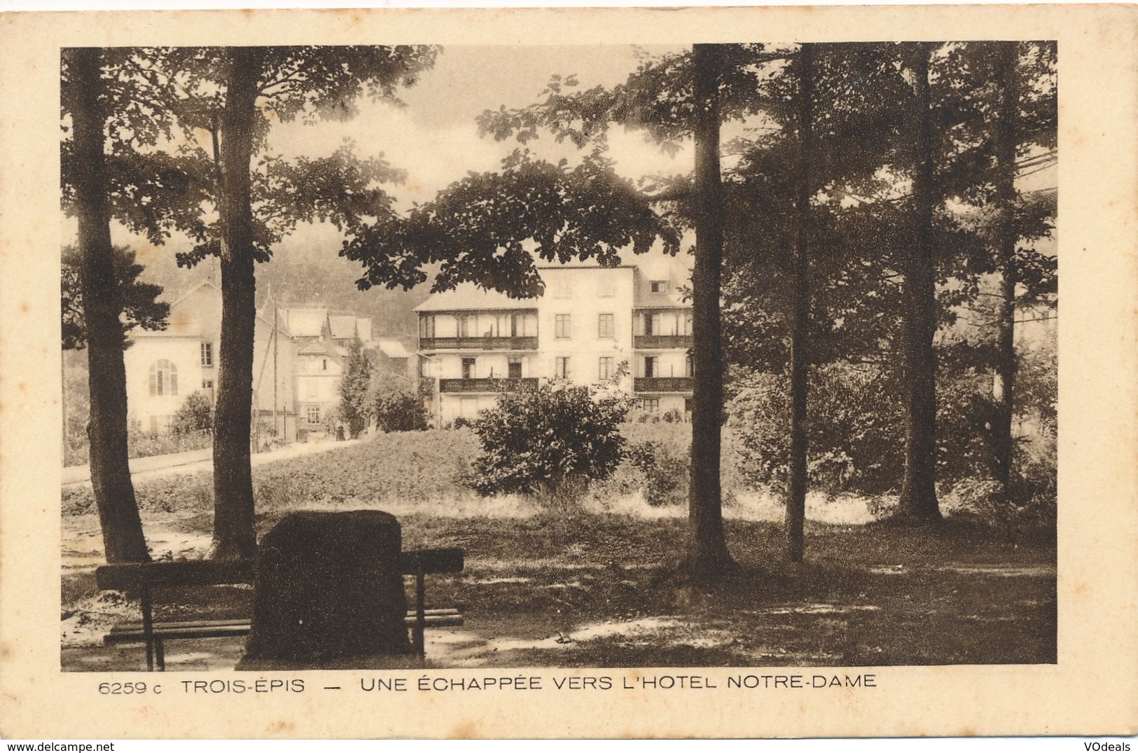 CPA - France - (68)  Haut-Rhin - Trois-Epis - Une Echappée Vers L'hôtel Notre-dame - Trois-Epis