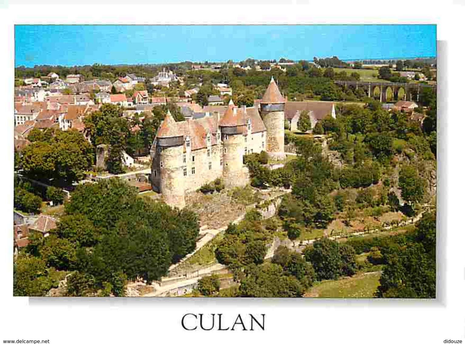 18 - Culan - Le Château - Vue Aérienne - Voir Scans Recto-Verso - Culan