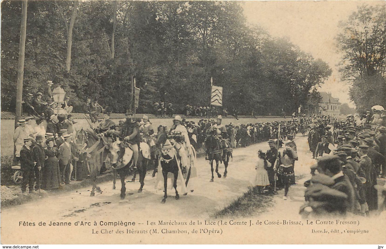 COMPIEGNE - Lot de 31 cartes des FÊTES DE JEANNE D'ARC A COMPIEGNE - NON ECRITES