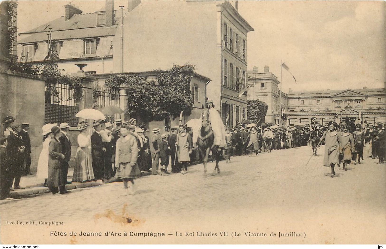 COMPIEGNE - Lot de 31 cartes des FÊTES DE JEANNE D'ARC A COMPIEGNE - NON ECRITES