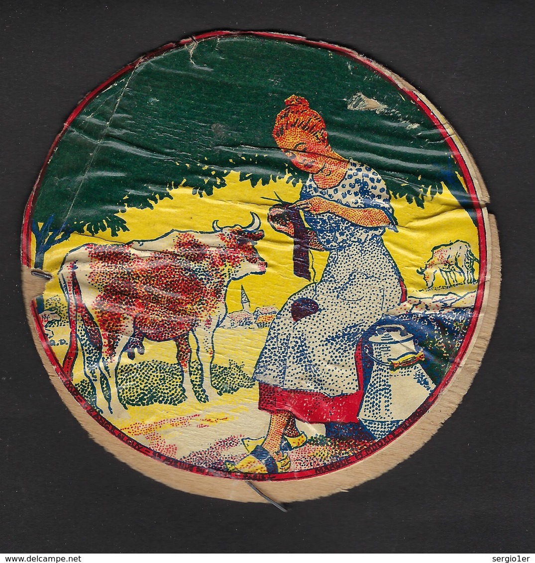 Ancienne Etiquette  Fromage  "femme Tricotant, Vache Gros Plan" Imprimeur Grange Guy Paris - Fromage