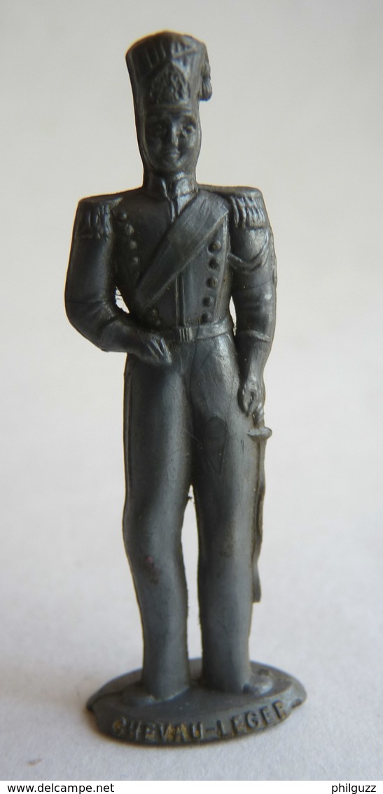 FIGURINE PUBLICITAIRE MOKAREX - COSTUMES MILITAIRES - CHEVAUX LEGER - Autres & Non Classés