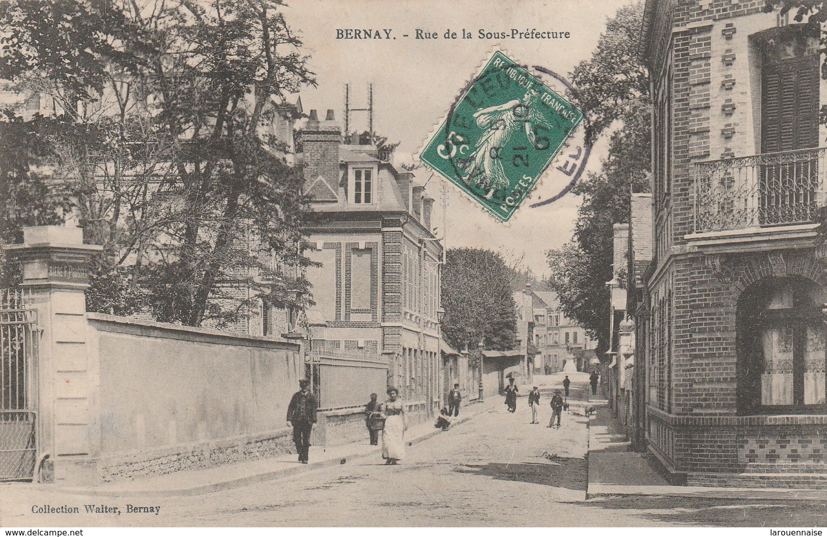 27 - BERNAY - Rue De La Sous Préfecture - Bernay