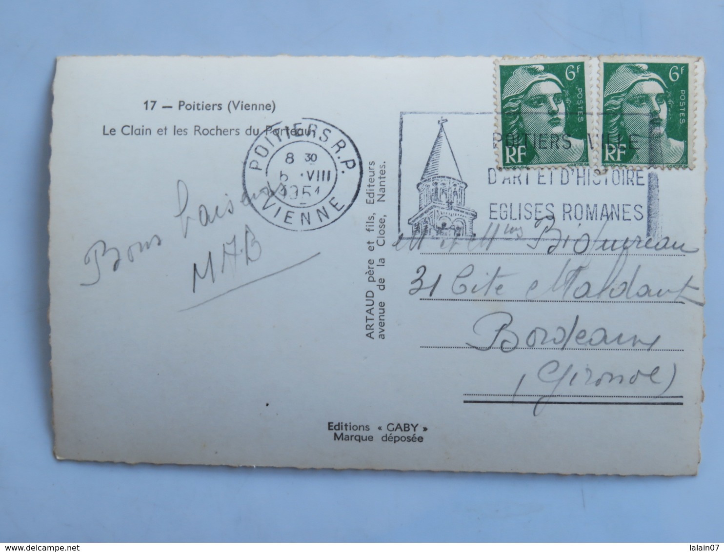 Carte Postale : 86 POITIERS : Le Clain Et Les Rochers Du Porteau, Timbres En 1951 - Poitiers