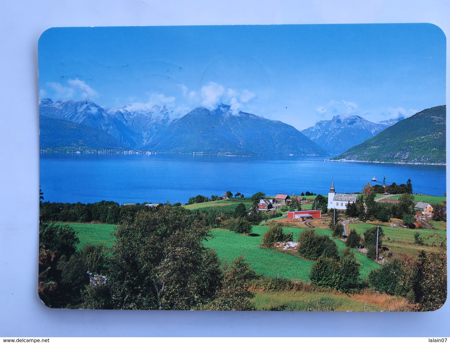 Carte Postale : Norge : VANGSNES, Sognefjord, Stamp In 1985 - Norvège