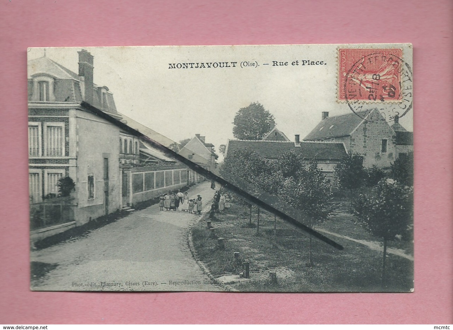 CPA  -   Montjavoult - (Oise) - Rue Et Place - Montjavoult