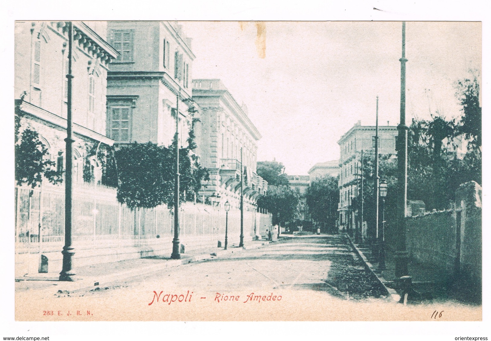 Napoli Rione Amedeo Fine 800 - Salerno