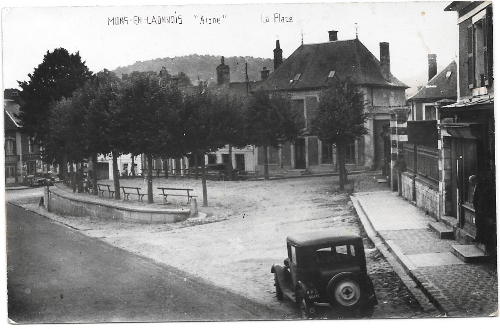 Mons En Laonnois - La Place - Autres & Non Classés