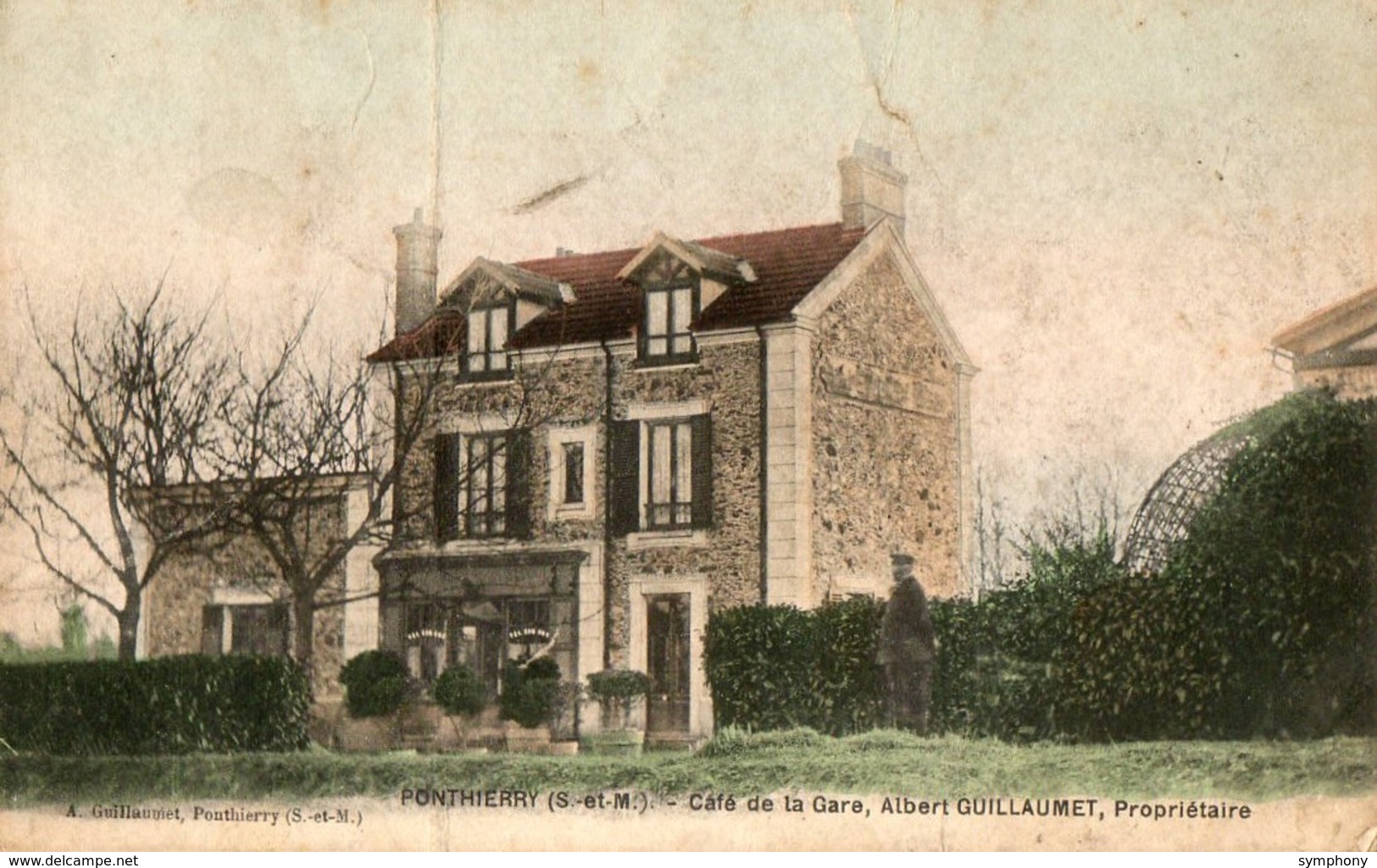 77. CPA. PONTHIERRY. Café De La Gare, Albert Guillaumet, Propriétaire. Colorisée. - Autres & Non Classés