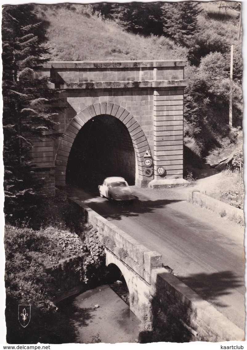 Lioran: RENAULT FRÉGATE - Tunnel Routier, 1172.m. Longueur: 1400 M. - Cantal - (1960) - Passenger Cars