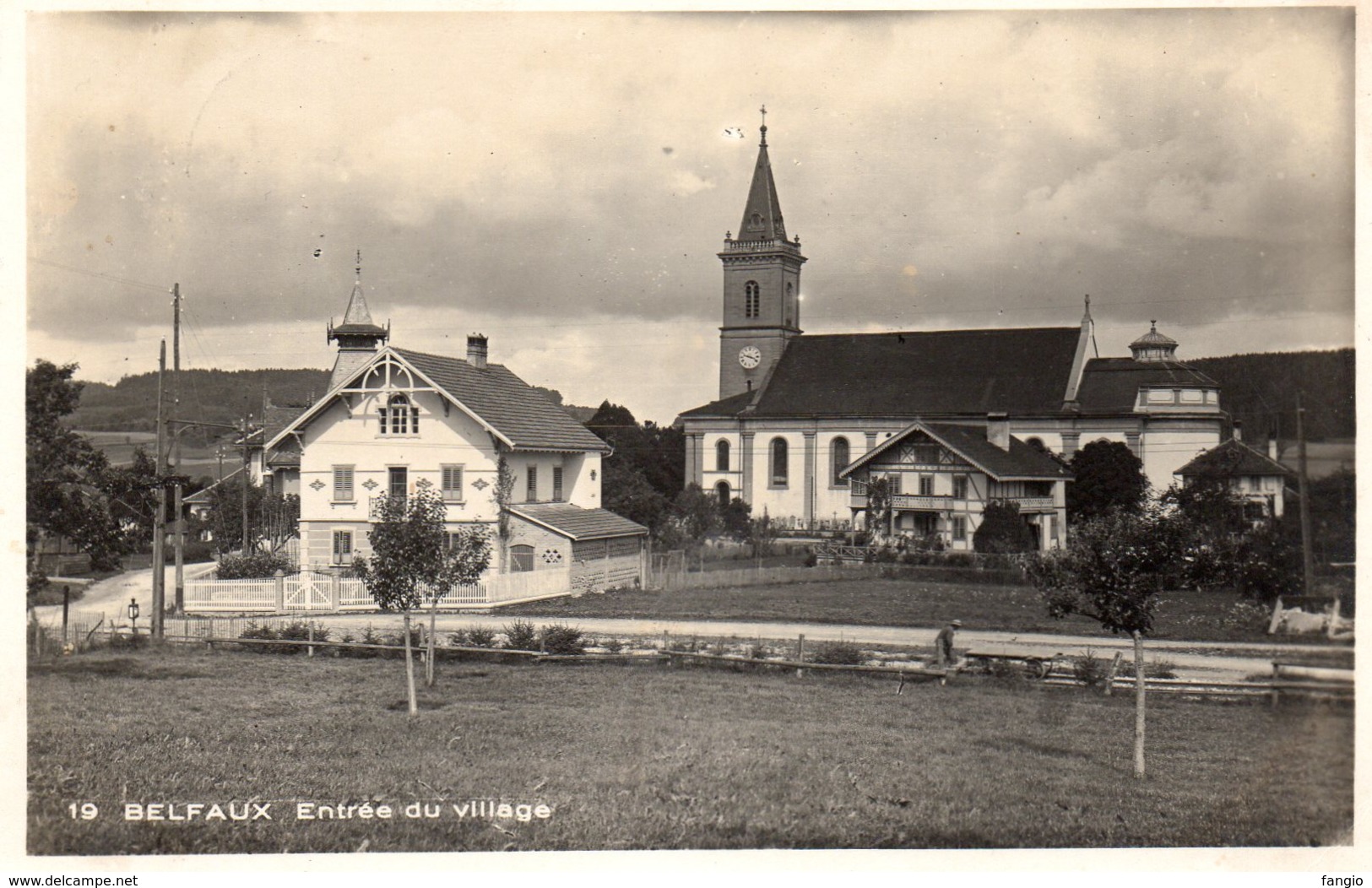 SUISSE -BELFAUX -- Entrée Du Village. - Autres & Non Classés