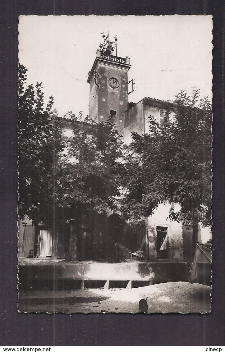 CPSM 83 - SIGNES - L'Horloge - TB PLAN Place CENTRE VILLAGE Détails Façades Maisons Devant 1951 TB TIMBRE - Signes