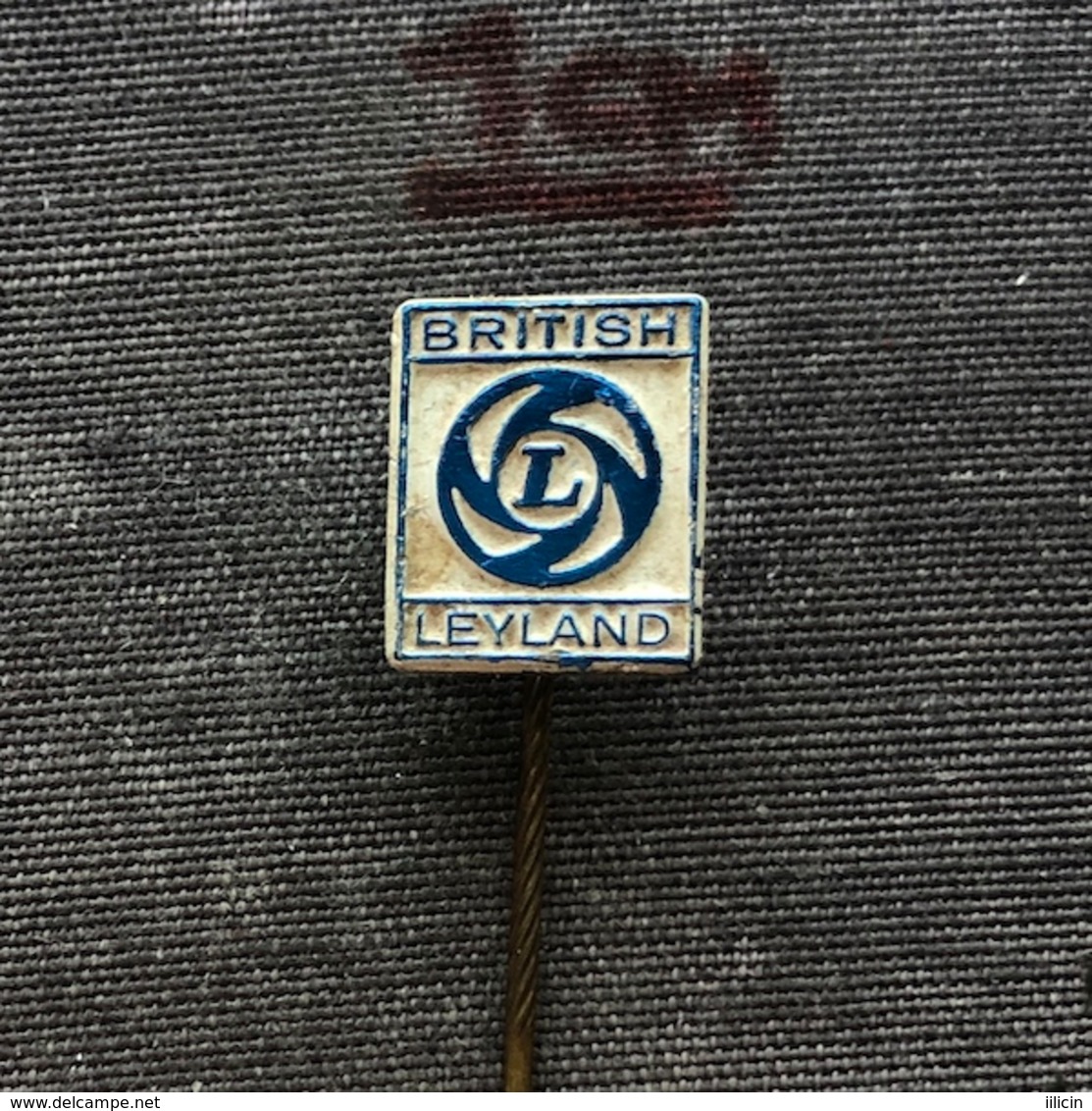 Badge Pin ZN008179 - Automobile (Car) / Autobus / Truck (Lastkraftwagen / Kamion) / Tractor (Traktor) British Leyland - Andere & Zonder Classificatie