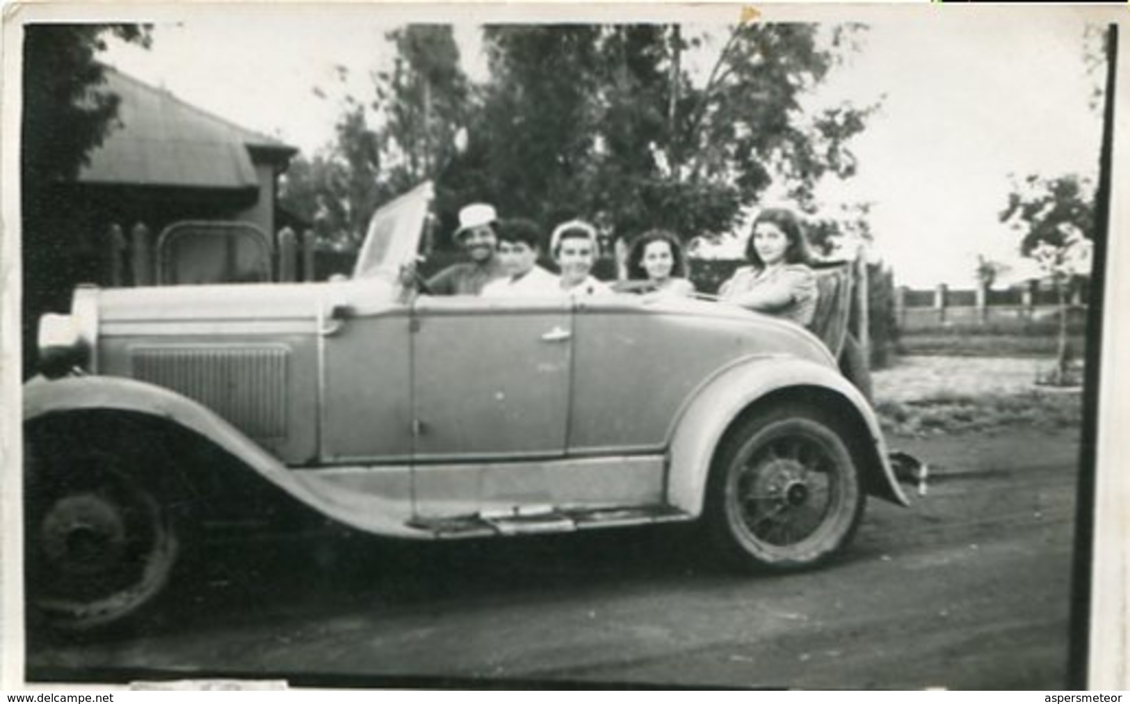 CAR, AUTOMOVIL, VOITURE, AUTOMOBILE. CIRCA 1930's. POSTAL CARD - LILHU - Busse & Reisebusse