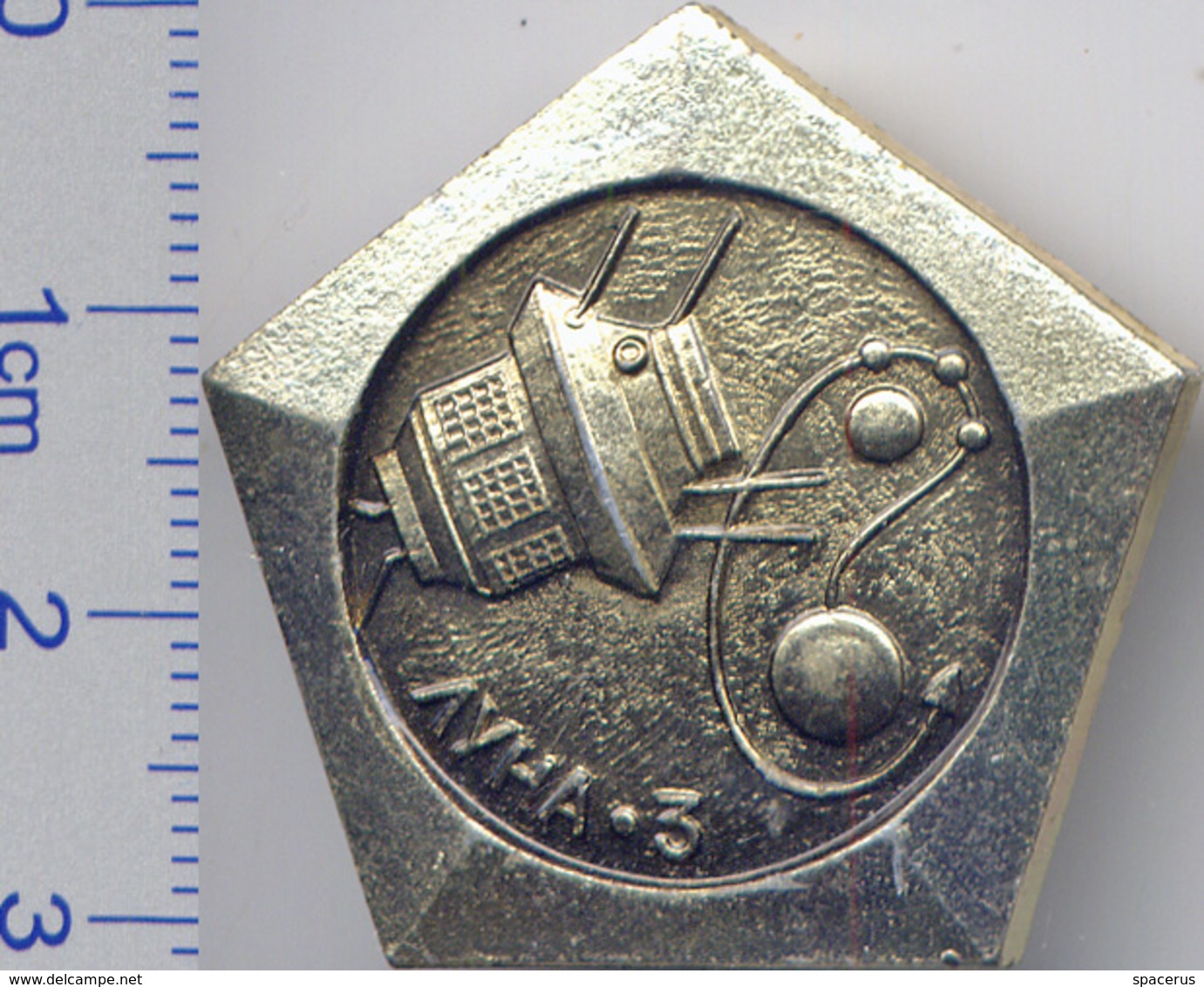 21-10 Space Soviet Russian Pin. Interplanetary Station Luna-3. Moon Oct 1959 - Space