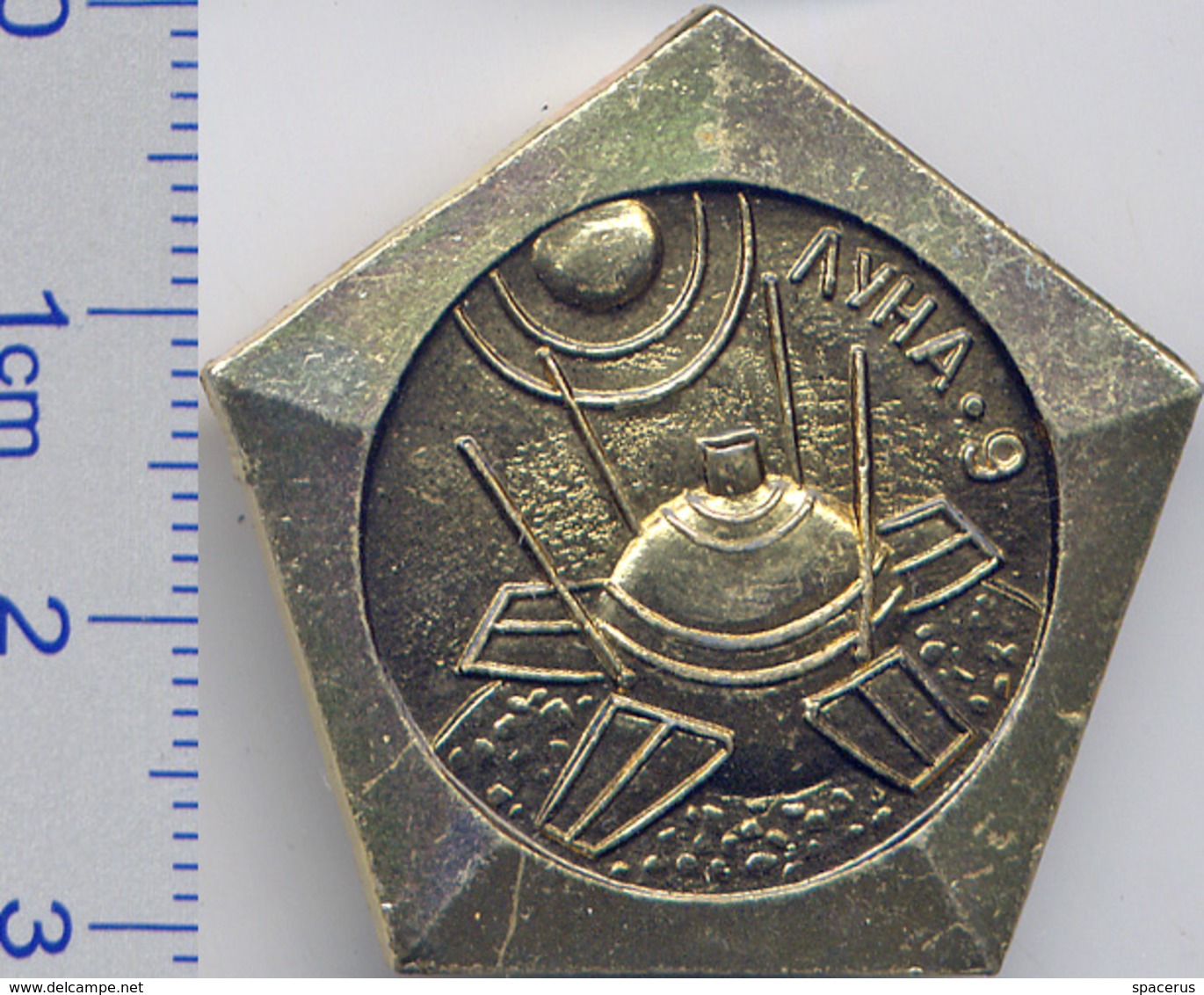 21-11 Space Soviet Russian Pin. Interplanetary Station Luna-9. Moon Jan 1966 - Ruimtevaart