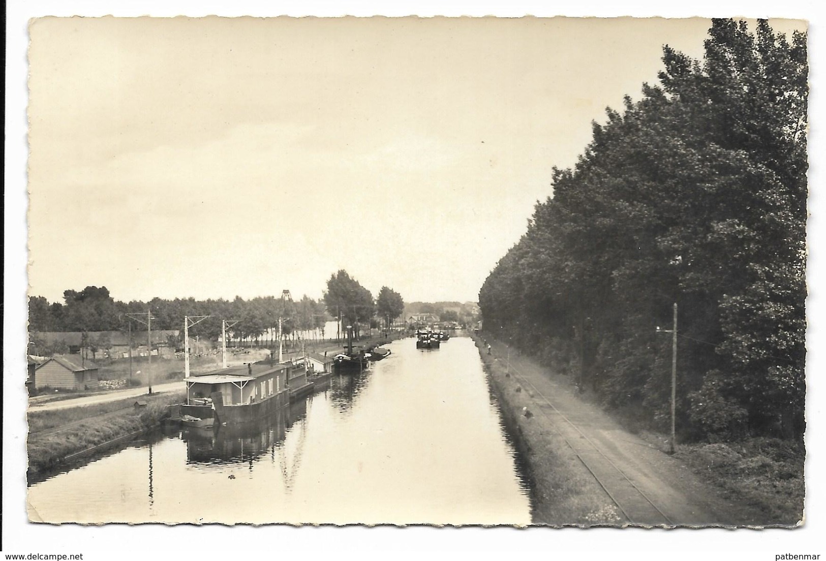 PAILLENCOURT VILLAGE ENTRE VALENCIENNES ET CAMBRAI QUAI ET LE CANAL AVEC PENICHE - Autres & Non Classés