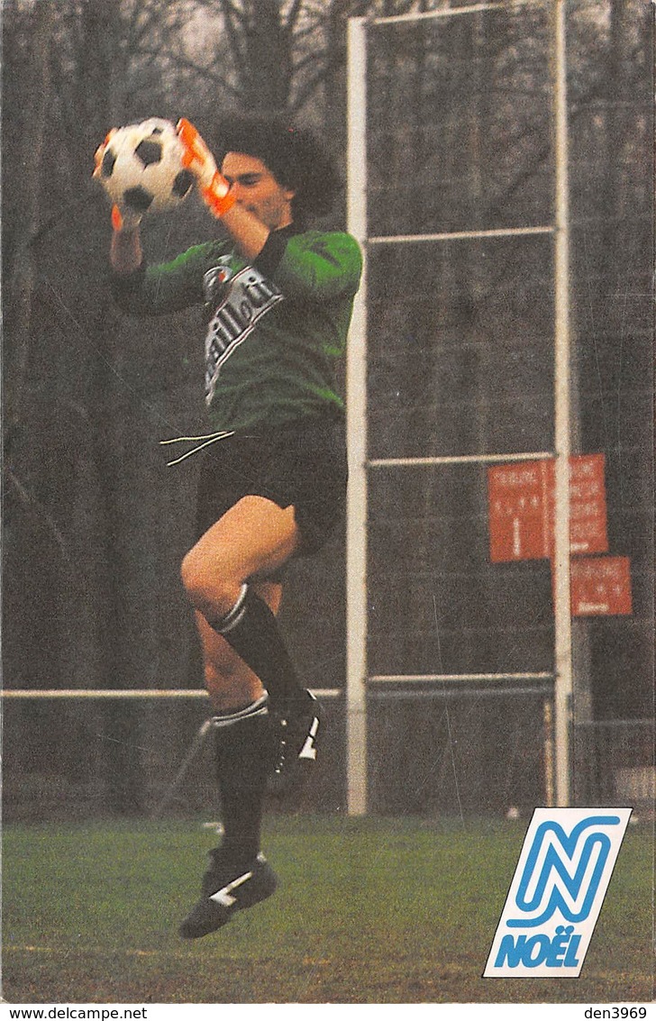 Football - A.J. Auxerre - Joël BATS Né à Mont-de-Marsan - Publicité Chaussures Noël, La Chaillotine, Gants Uhlsport - Football