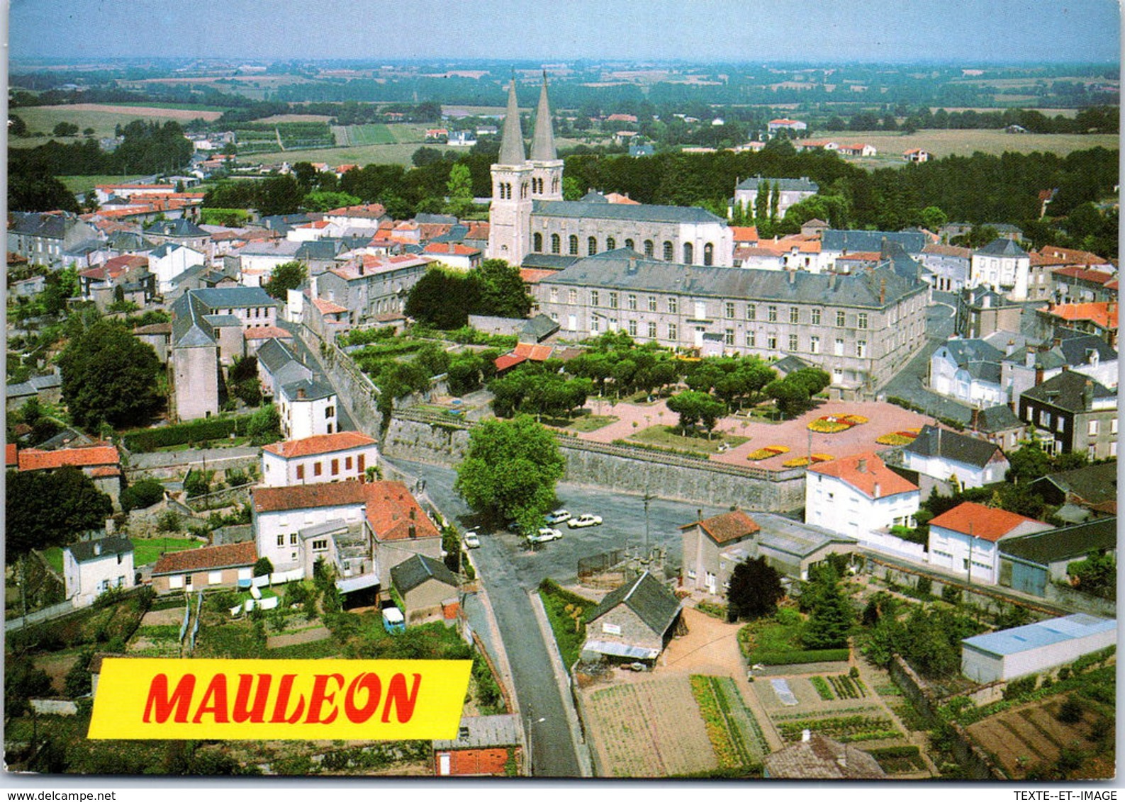 79 MAULEON - Centre Ville, église De La Trinité - Mauleon