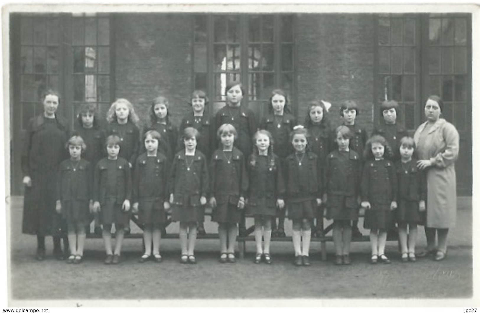 59 CPA Photo ARMENTIERES  De LELEU Enfants Ecoliers Photo De Classe - Armentieres