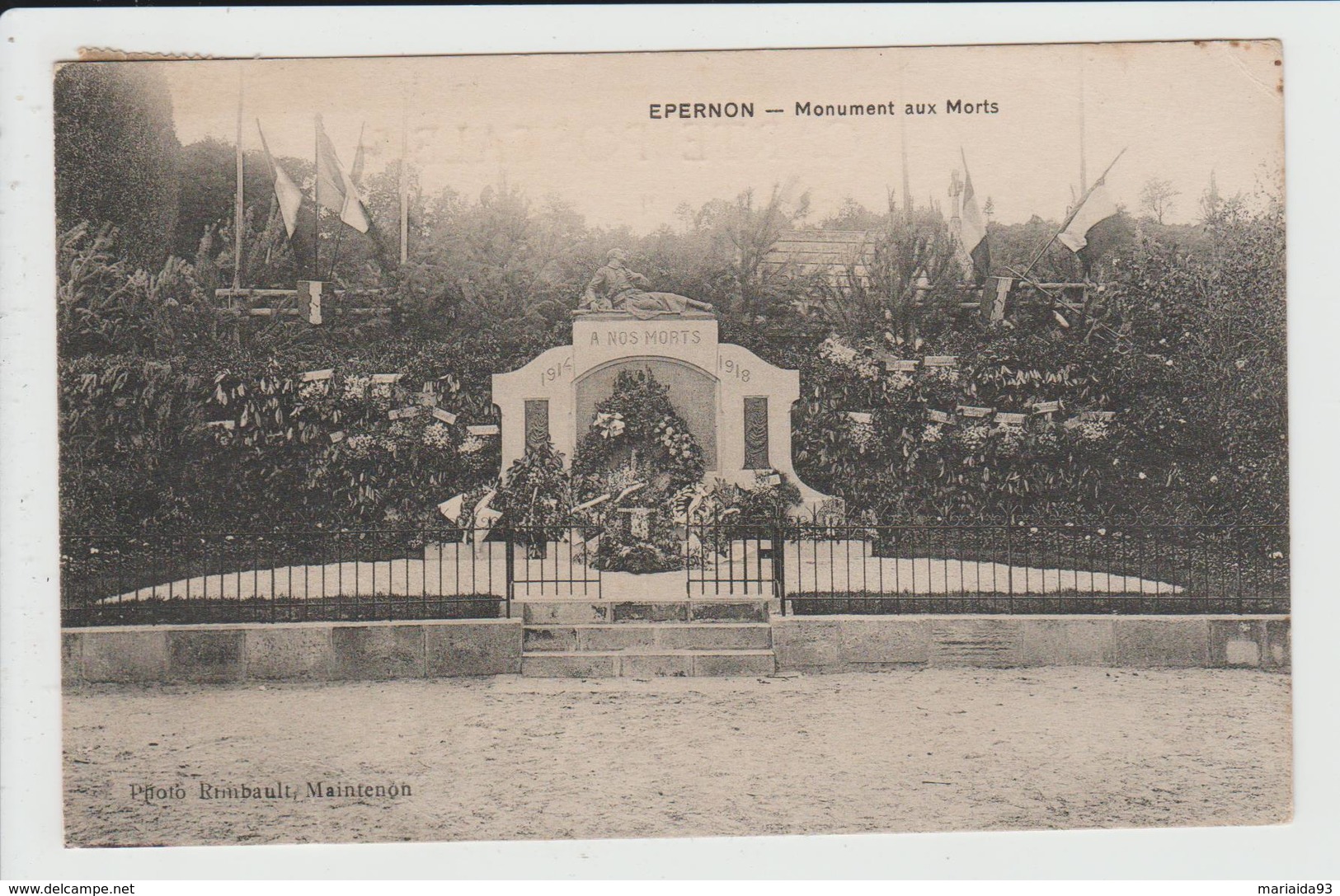 EPERNON - EURE ET LOIR - MONUMENT AUX MORTS - Epernon