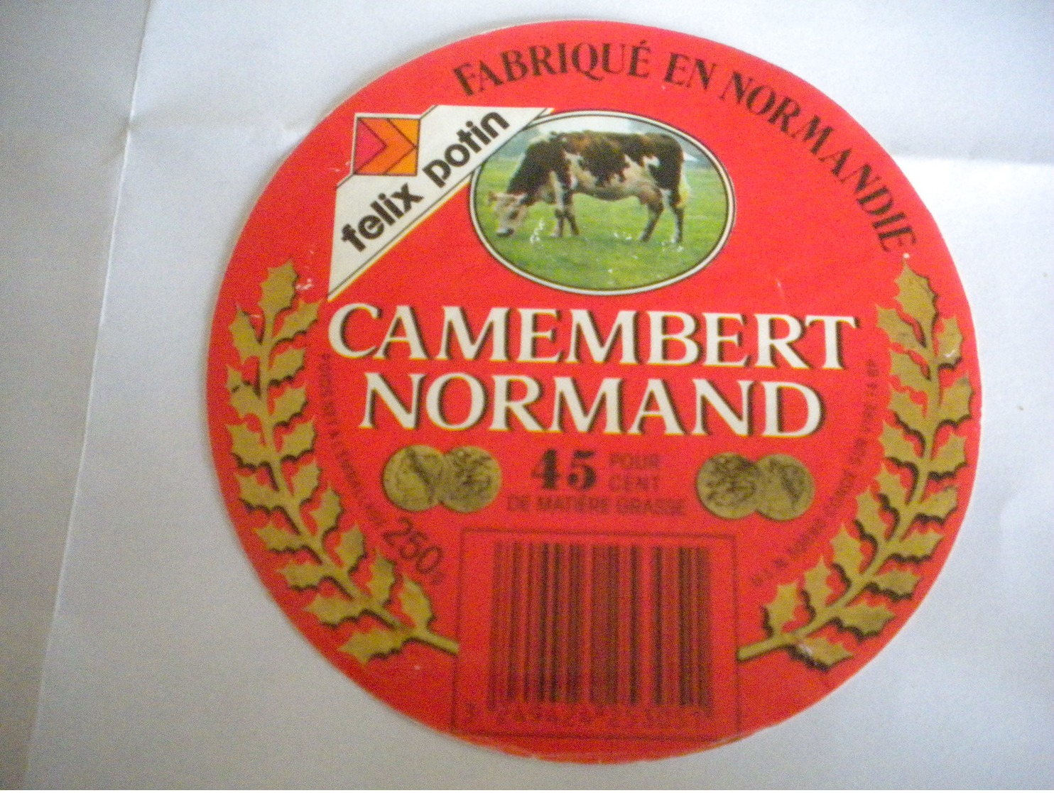 étiquette Fromage Camembert Normandie Publicité Magasin FELIX POTIN 50 Condé Sur Vire - Fromage