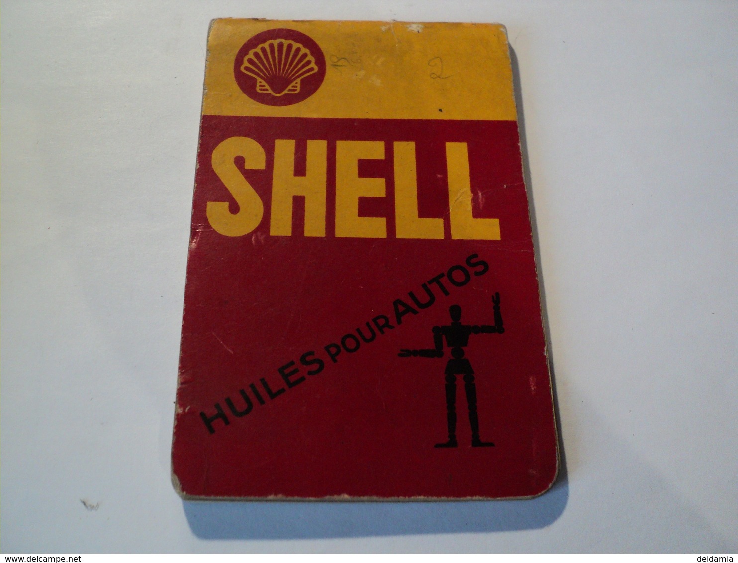 VIEUX CARNET SHELL. HUILES POUR AUTOS. ANNEES 50 AU BAS DES PAGES TOUS LES PRODUITS. SHELL. - Publicités