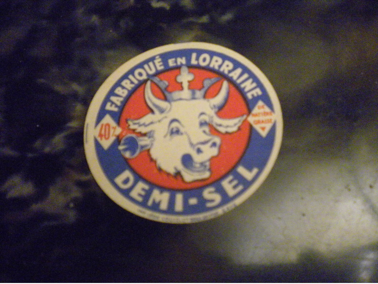 étiquette Fromage Demi-sel Lorraine Tête De Vache à Couronne Humour Imprimerie Léon à Boulay - Fromage