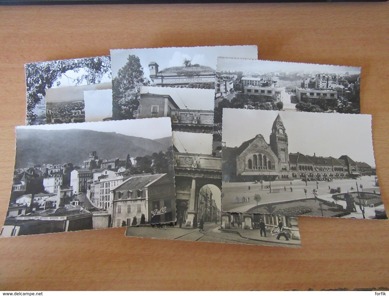 Lot De 9 CPSM Dont Metz, Nancy, Paris, Pau, Royat, St Raphaël - Cartes Photo Non-circulées - Certaines Animées - 5 - 99 Postcards