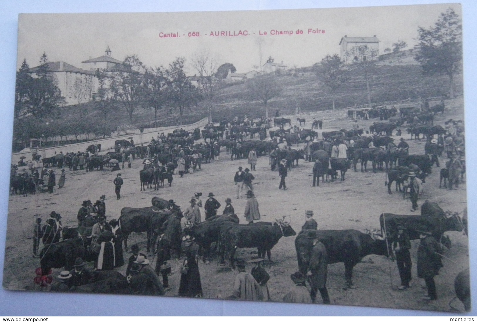 CPA 15 CANTAL - AURILLAC LE CHAMP DE FOIRE - 668 - Aurillac