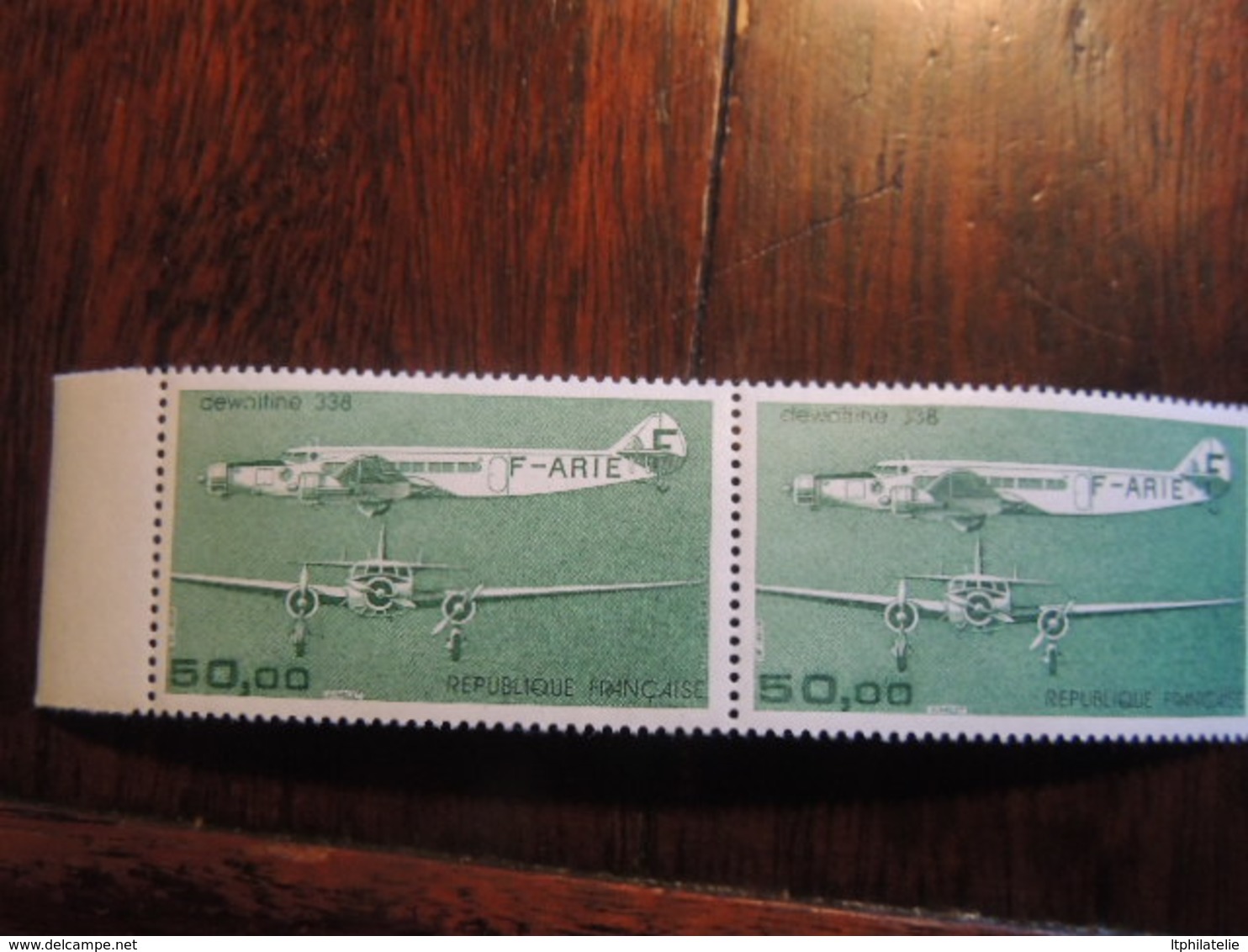 FRANCE N° 60 POSTE AERIENNE   50 F    PAIRE ET BORD DE FEUILLE   TB  PARFAIT - 1960-.... Mint/hinged