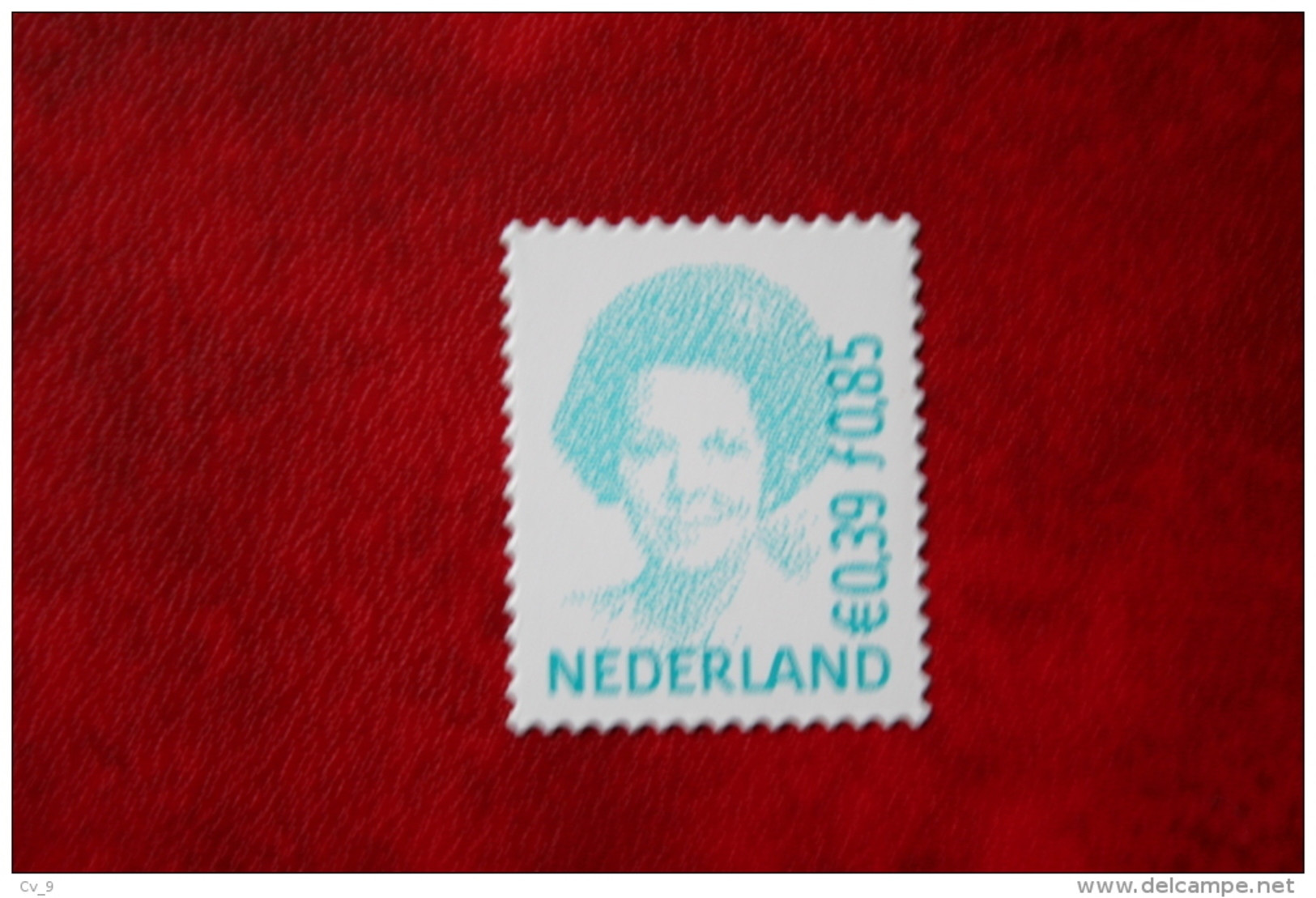 Beatrix 0,85 Gld 0,39 Euro Gestanst ; NVPH 1984 (Mi 1907) ; 2001 POSTFRIS / MNH ** NEDERLAND / NIEDERLANDE / NETHERLANDS - Nuovi