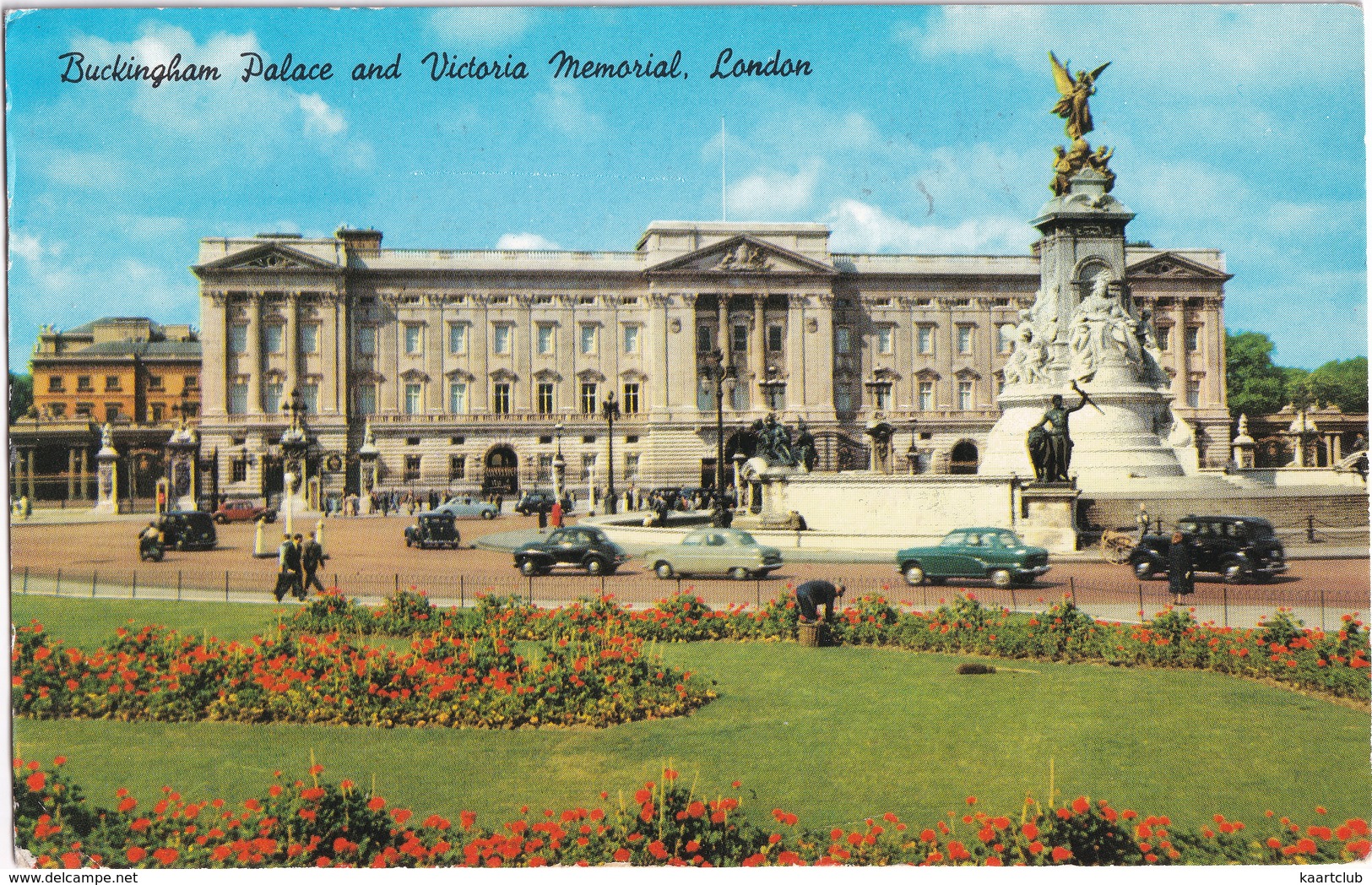 London: MORRIS MINOR, FORD ZEPHYR, AUSTIN A90 WESTMINSTER, NORFOLK - Victoria Memorial, Buckingham Palace - Toerisme