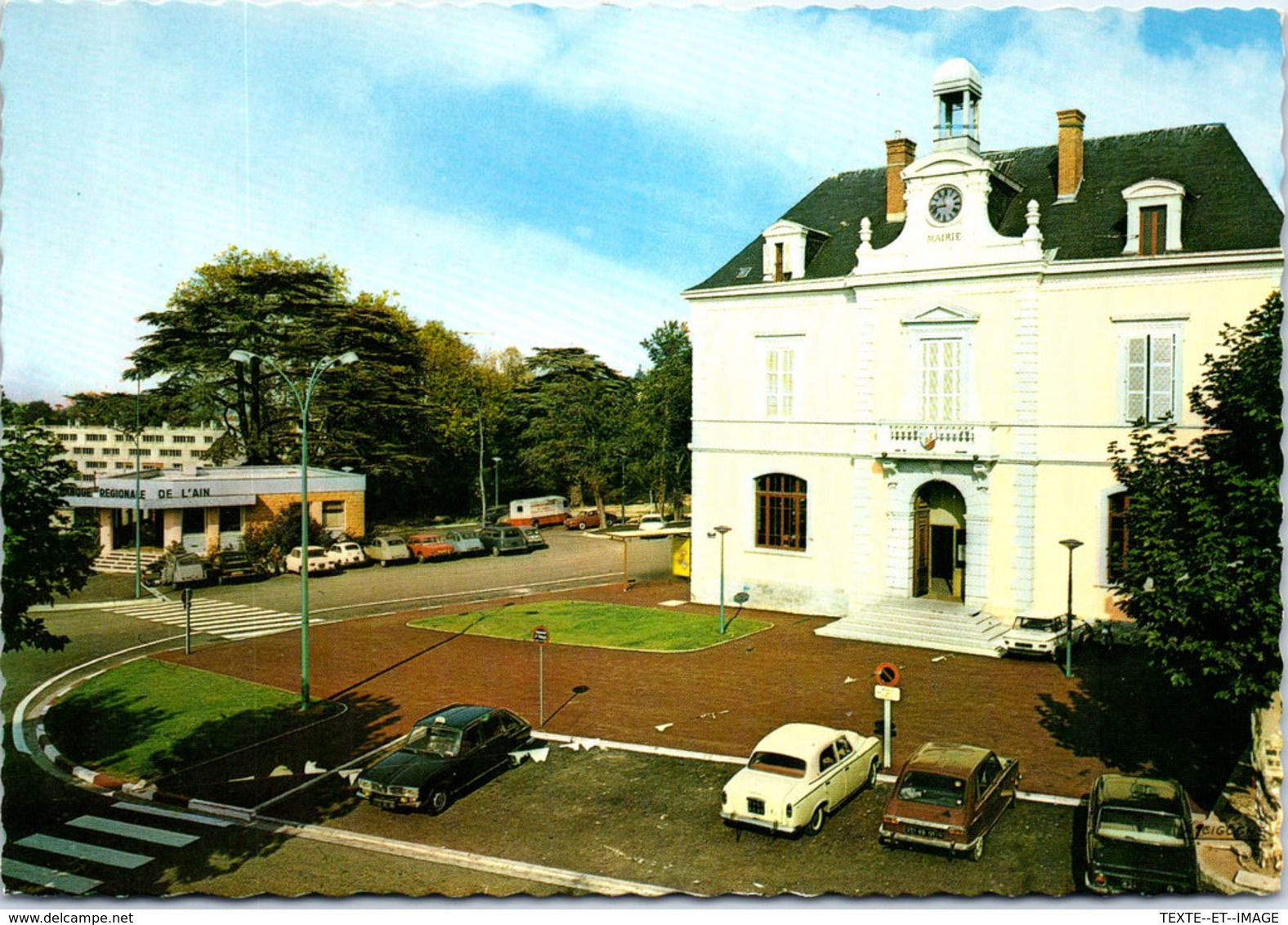 69 RILLIEUX - La Mairie Et La Place - Rillieux La Pape