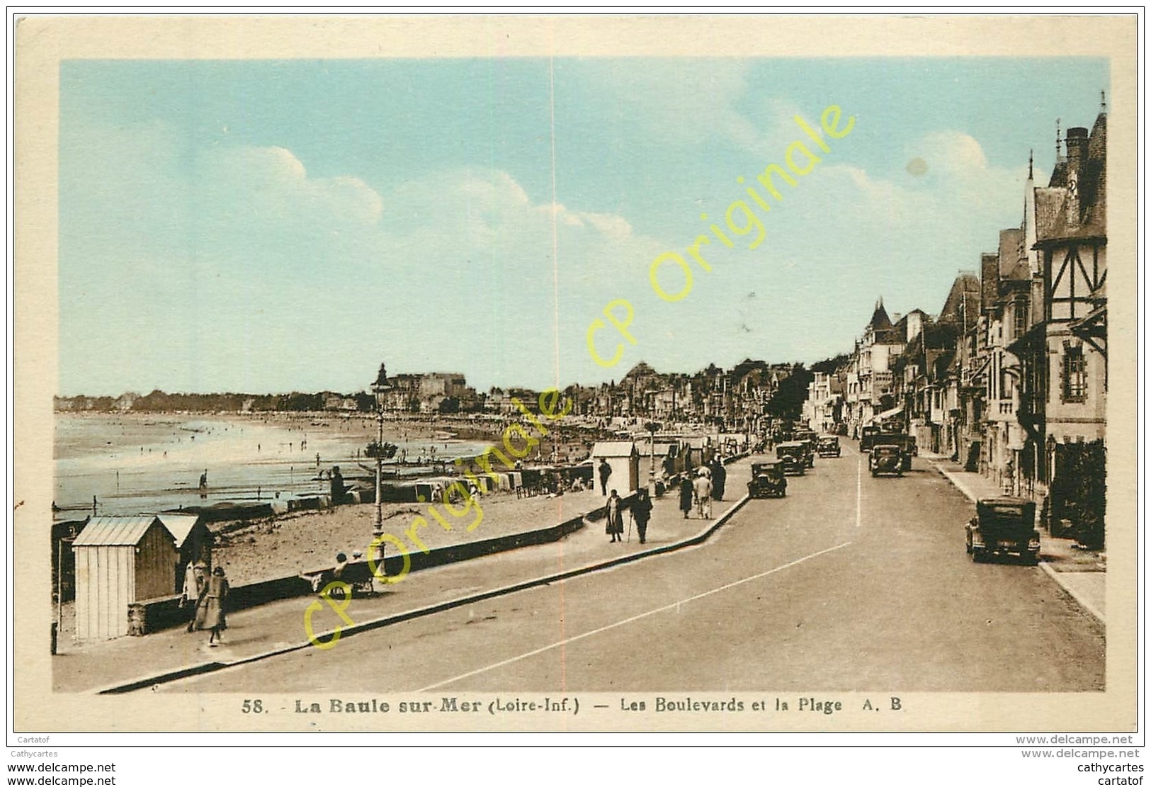 44. LA BAULE SUR MER .  Les Boulevards Et La Plage . - La Baule-Escoublac