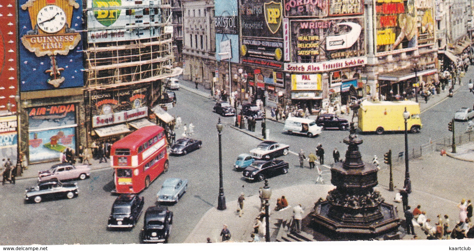 London: HILLMAN MINX, RAPIER, MG MAGNETTE, BMW ISO/ISETTA, JAGUAR MK2,  DOUBLE DECK BUS, AUSTIN JU250- Piccadilly Circus - Toerisme