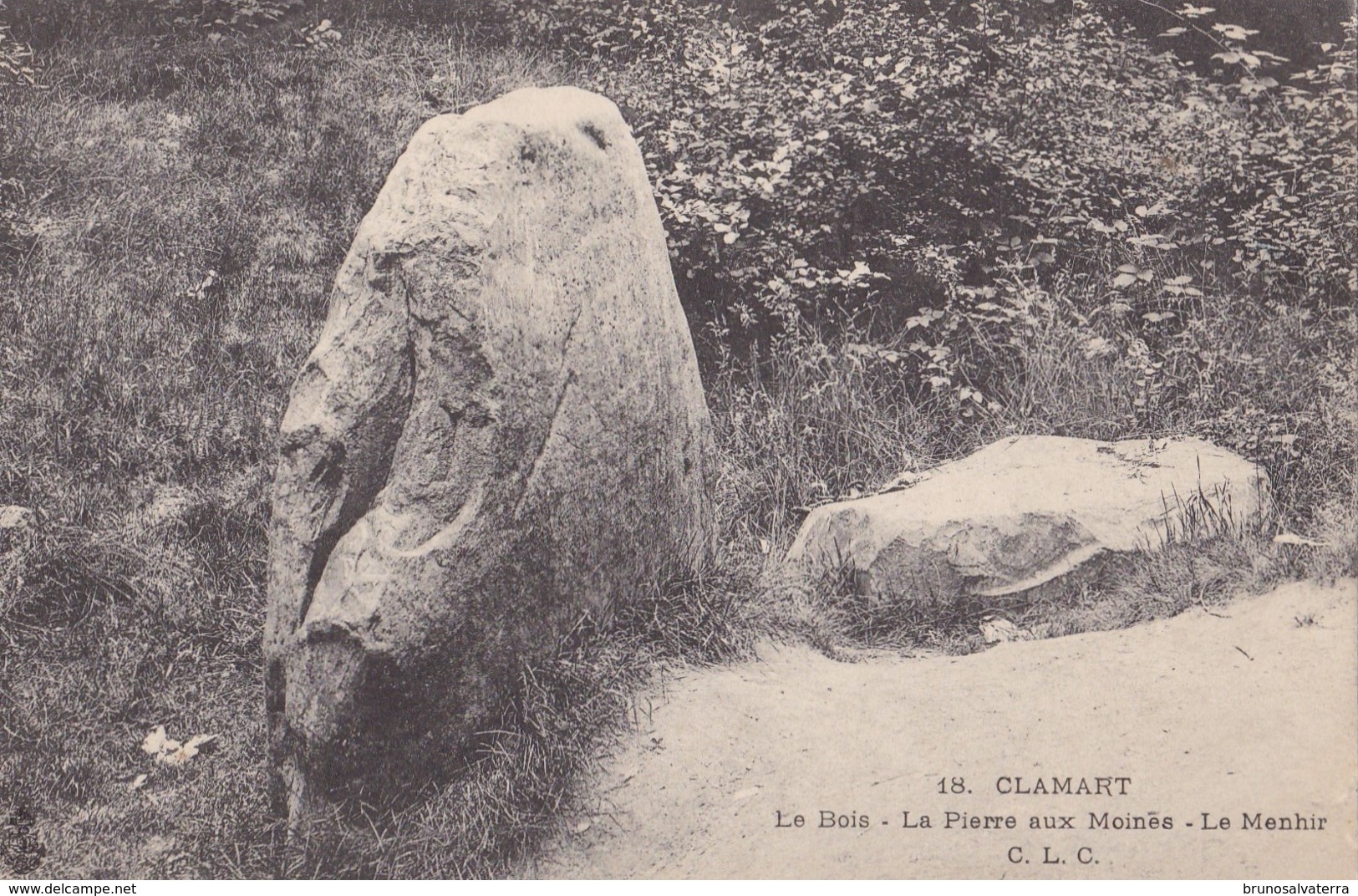 CLAMART - Le Bois - La Pierre Aux Moines - Le Menhir - Clamart