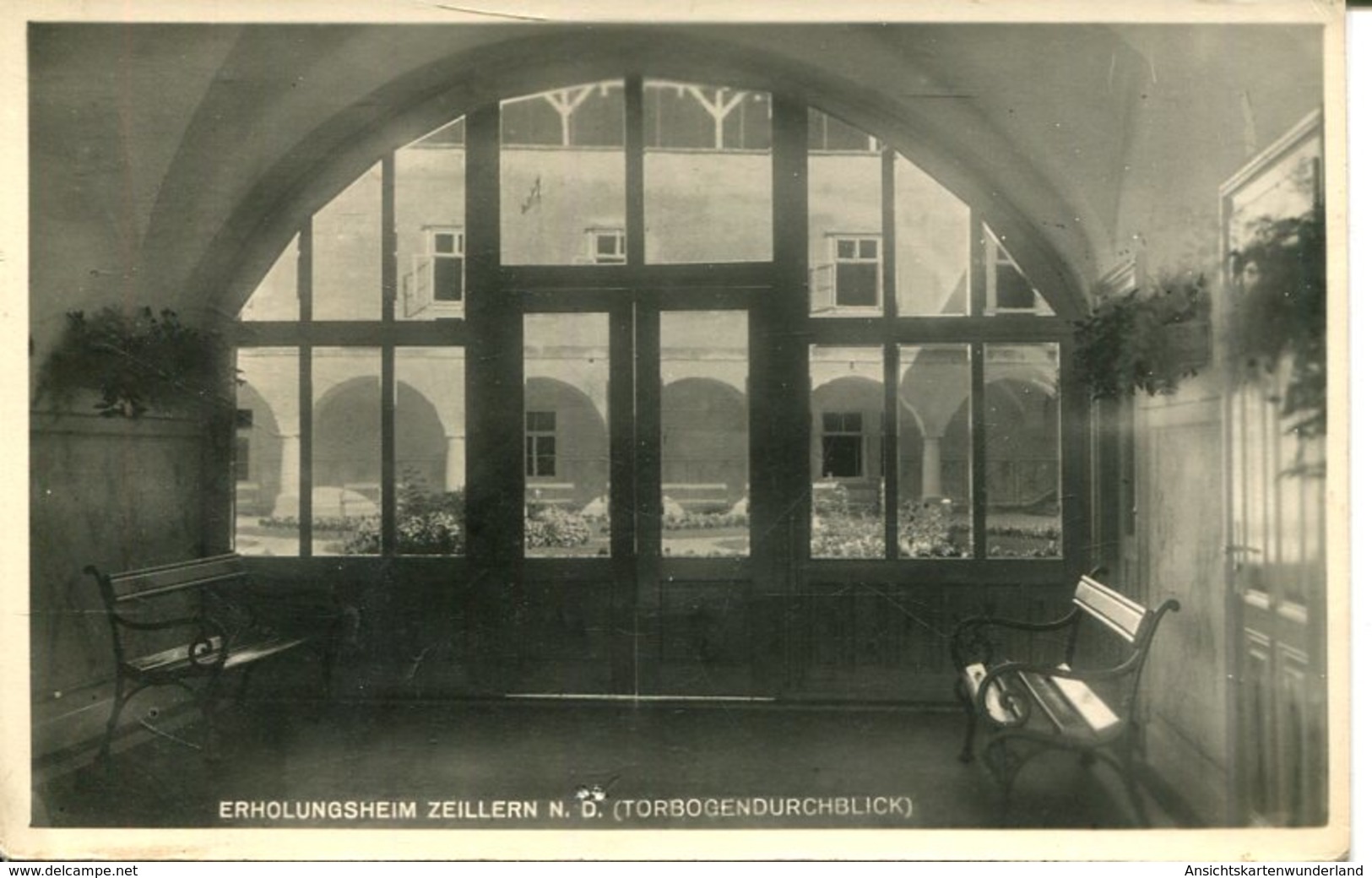 007518  Gallspach - Erholungsheim Zeillern, Torbogendurchblick  1945 - Gallspach