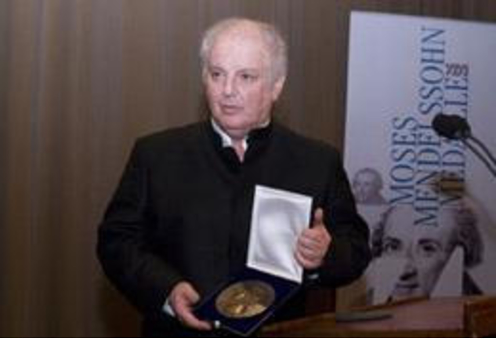 German Moses Mendelssohn Center Silver Award? Medal In Proof State By H. Konig - Autres & Non Classés