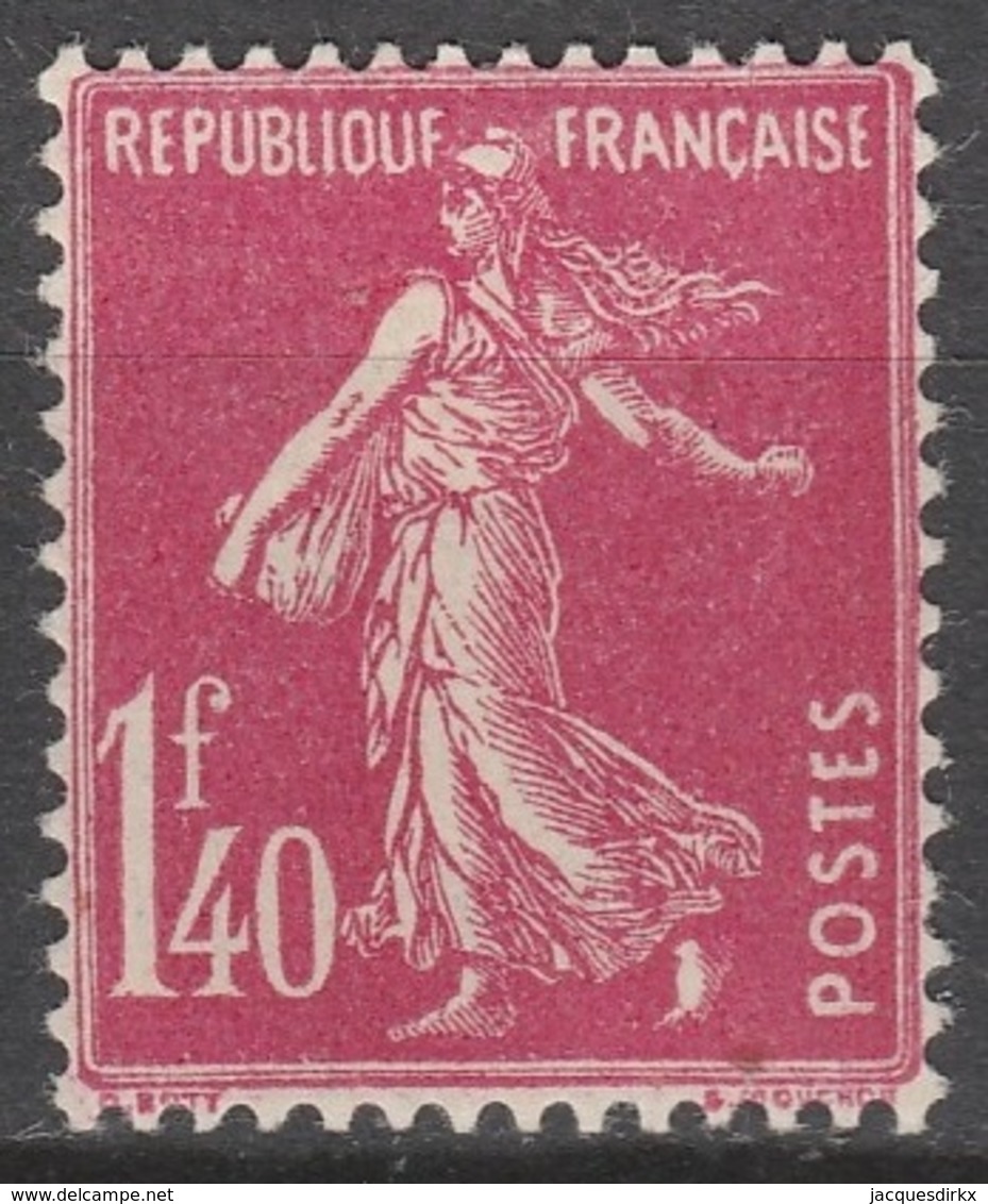 France  .    Yvert    .     196      .     *   .     Neuf Avec Charniere  .   /   .  Mint-hinged - Unused Stamps