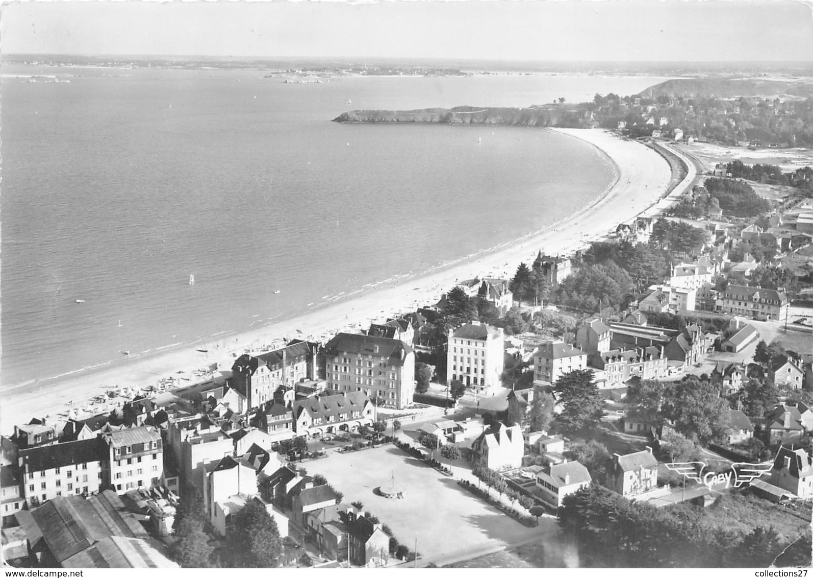 22-SAINT-CAST- VUE DU CIEL LA PLAGE VERS LA POINTE DE LA GARDE - Saint-Cast-le-Guildo