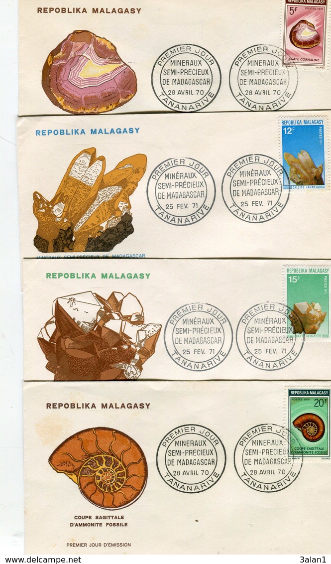 Repoblika Malagasy Madagascar = LOT De + 120 Enveloppes FDC 1er Jour PORT FRANCE GRATUIT - Madagascar (1960-...)