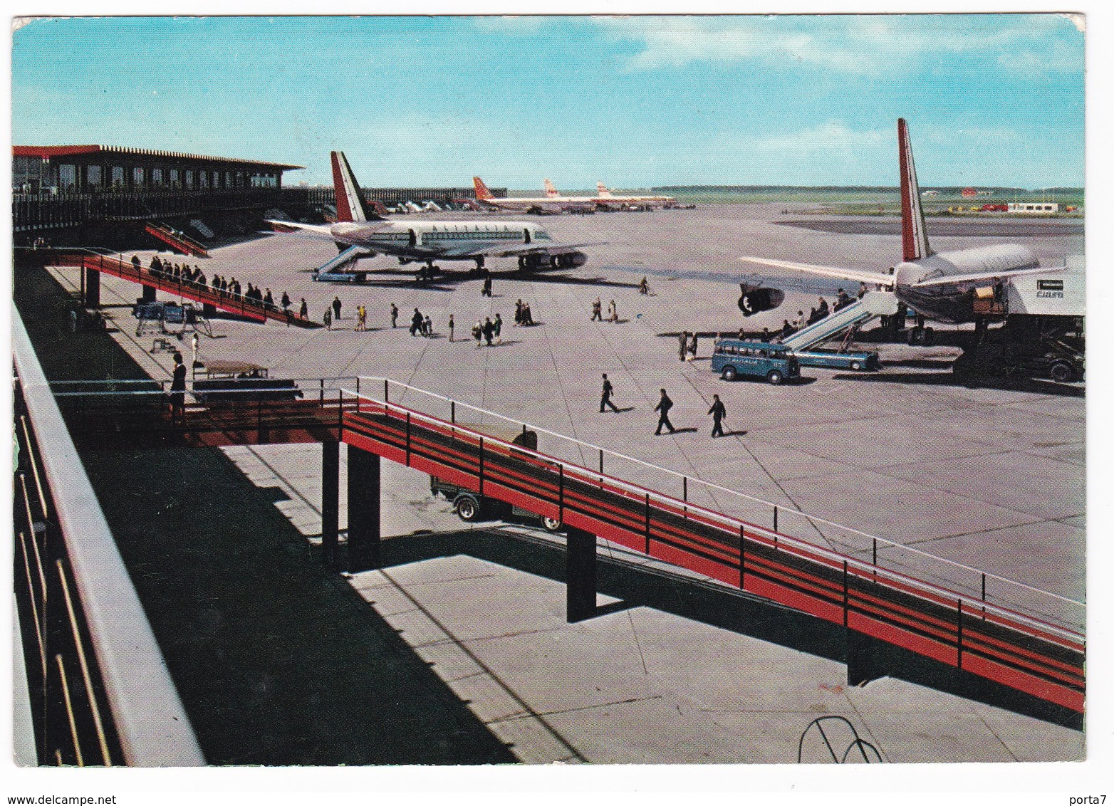 AEROPORTO - AIRPORT - ROMA FIUMICINO - VIAGGIATA 1962 - Aerodromi