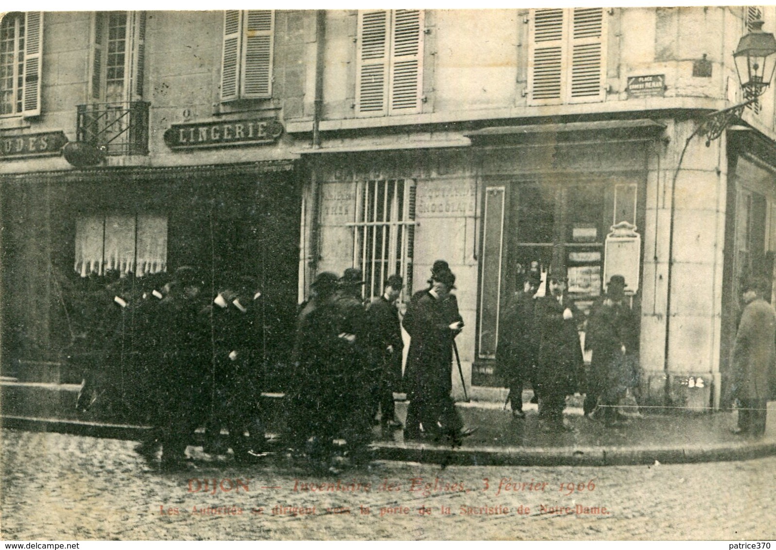 DIJON - Inventaire Des églises 3 Février 1906 Les Autorités Se Dirigent Vers La Porte De La Sacristie De Notre Dame - Dijon