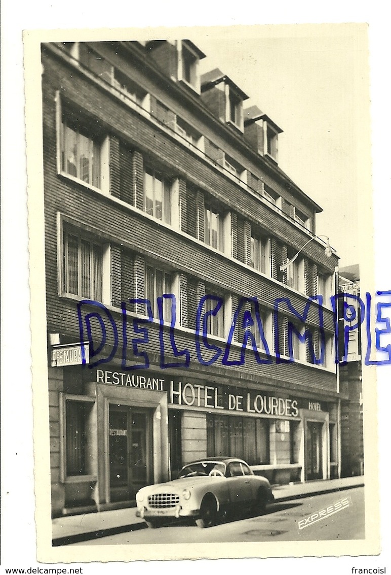 France. Calvados. Lisieux. Hôtel De Lourdes. Ford Comète. J. Le Marigny Editeur - Hotels & Restaurants