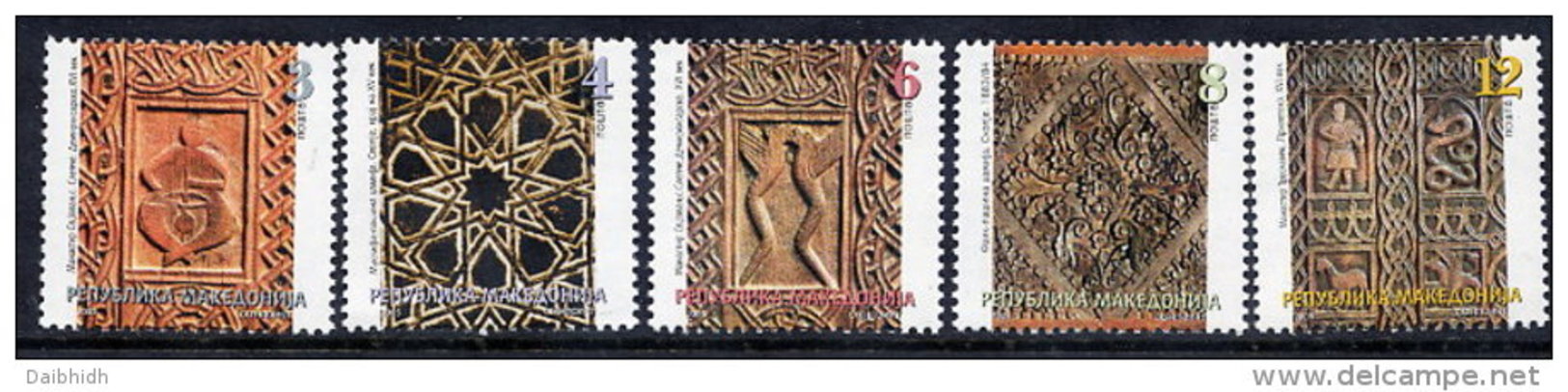 MACEDONIA 2005  Handicrafts Definitives MNH / **.  Michel  352-56 - Macedonia Del Nord