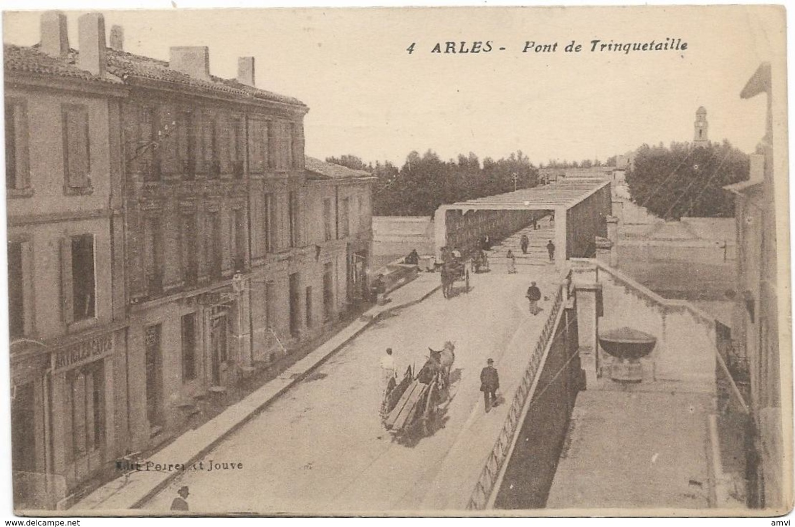 205 - 3837 - Arles - Pont De Trinquetaille - Rare Et Animée - Arles