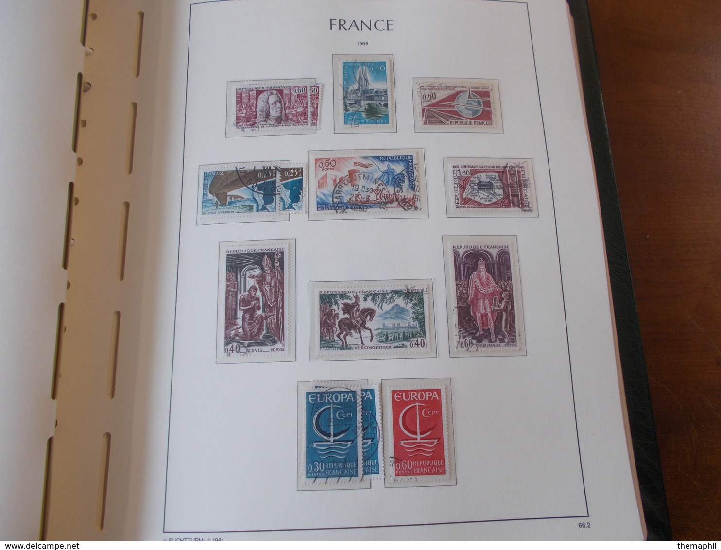 Lot N° 330 FRANCE Une Collection Dans Un Album Leuchtturm 1966 / 1984  Tous Obl.  .  No Paypal - Colecciones (en álbumes)