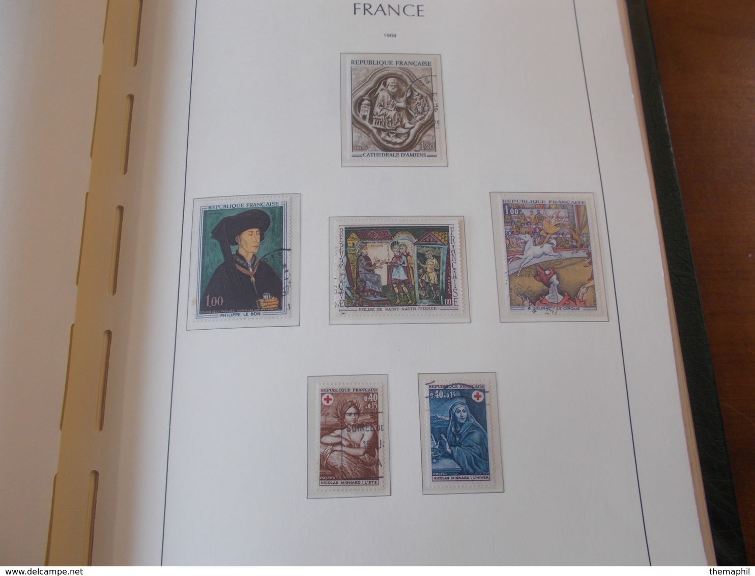 lot n° 330 FRANCE une collection dans un album leuchtturm 1966 / 1984  tous obl.  .  no paypal